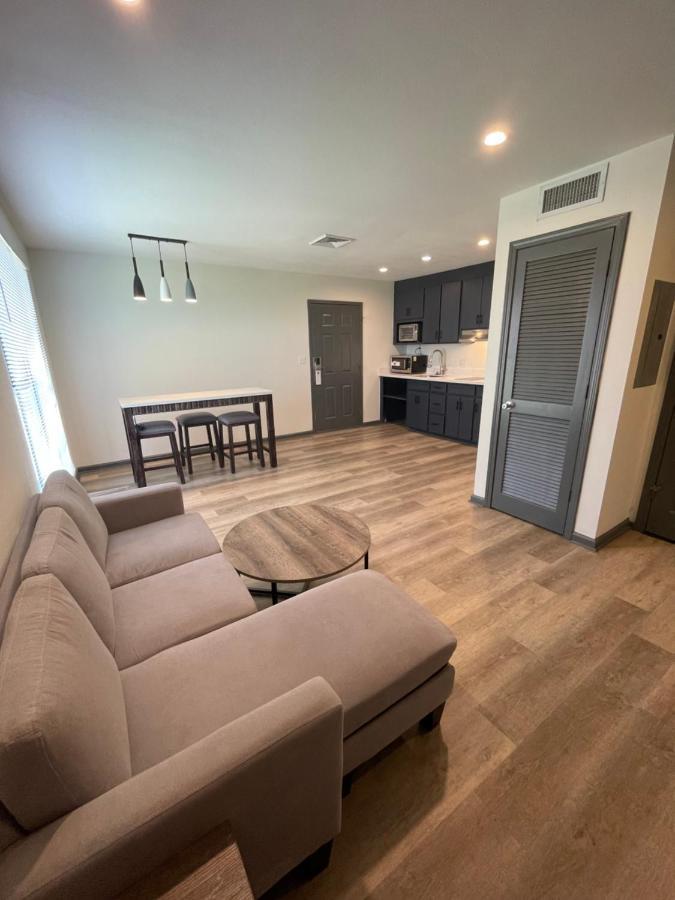 Ramada By Wyndham Studio Suites Dothan Esterno foto